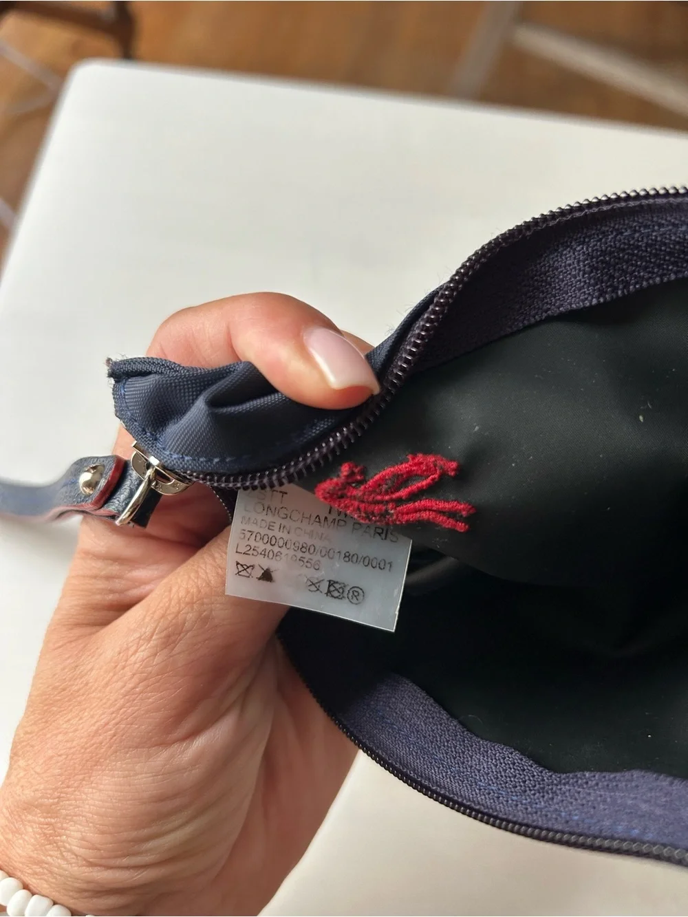 Longchamp sleek navy